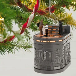 New Products -Hallmark Store Empire Strikes Back Carbon Freezing Keepsake Ornament 6499QXI7117 02